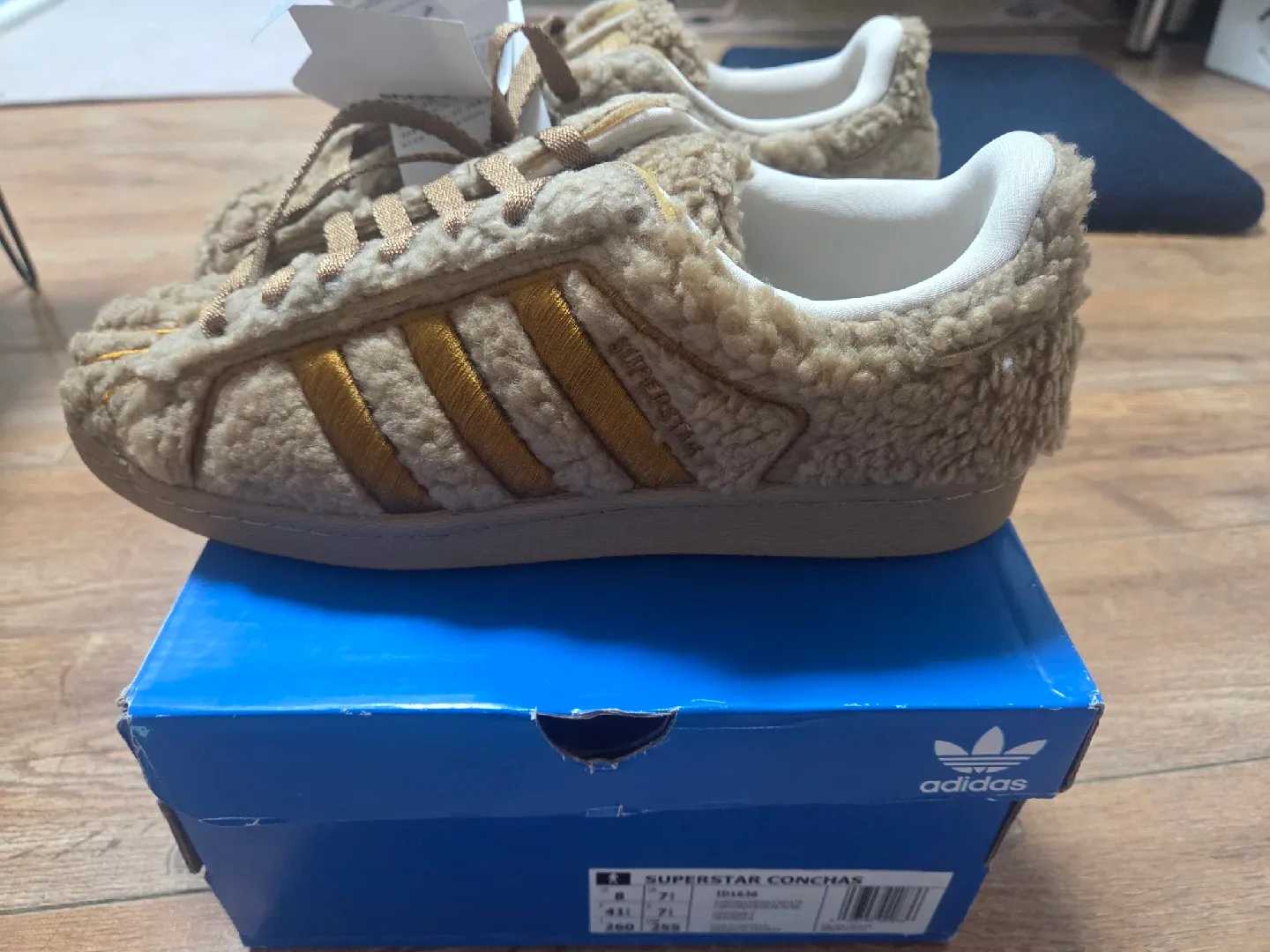 아디다스 슈퍼스타 CONCHAS  새상품