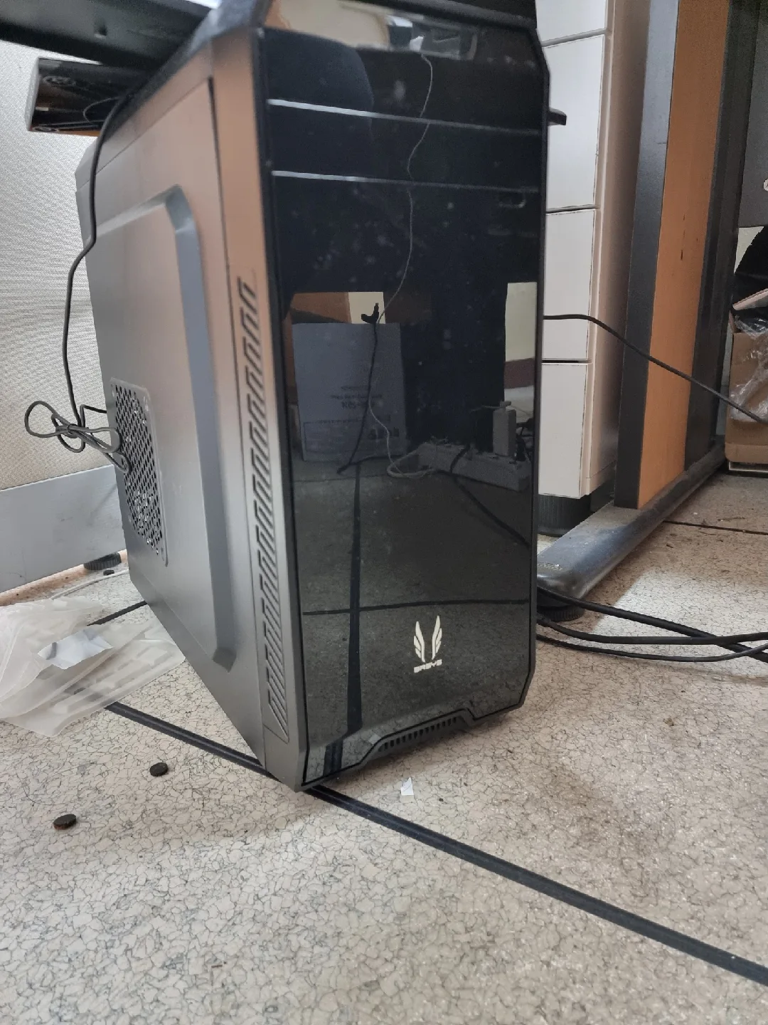 i3-8100 본체 + lg 모니터
