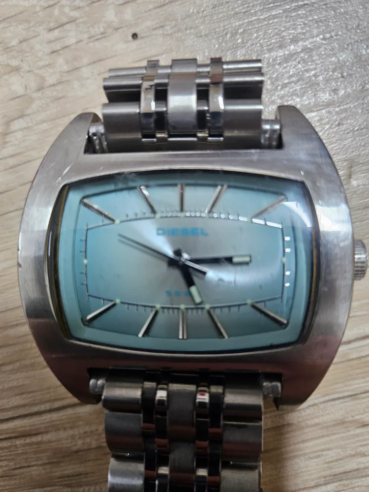 디젤 사각 남자 손목시계 중고단품 판매합니다