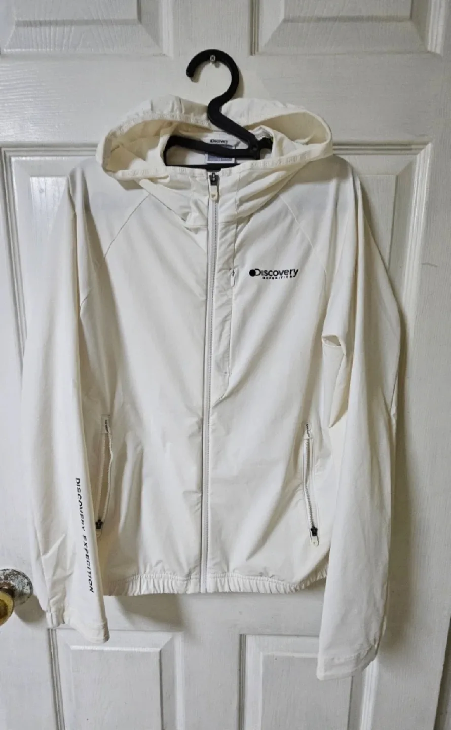 디스커버리 흰색 후드 바람막이 95~100