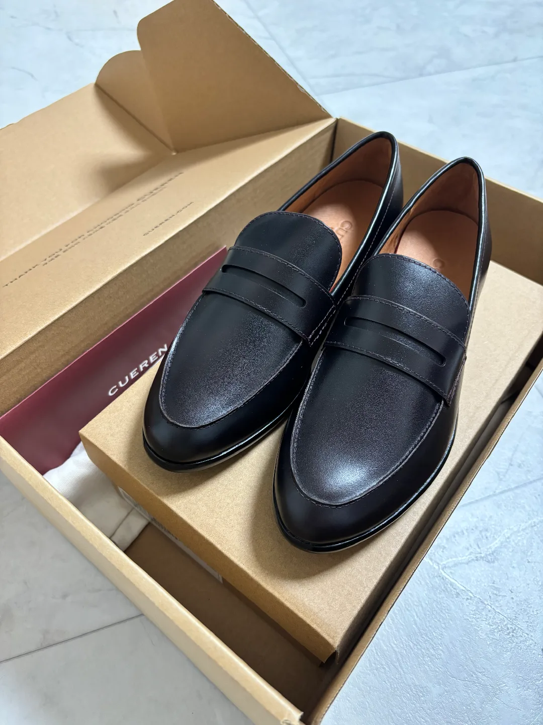 <새상품, 실물이 더 예쁨!> 쿠에른 (CUEREN) 런던09 로퍼