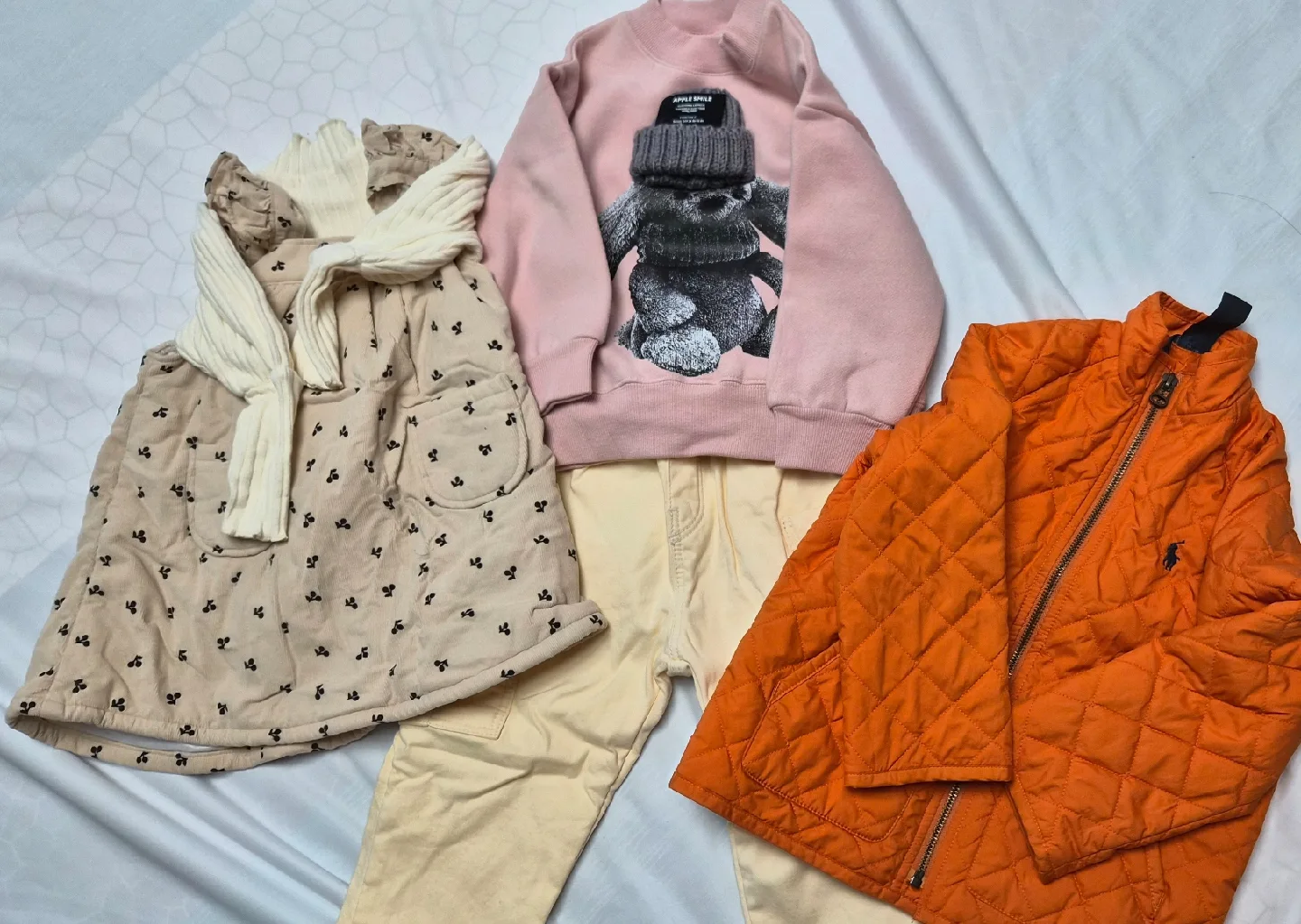 아동븍 새상품 두벌+ 중고 폴로점퍼+가방 3개