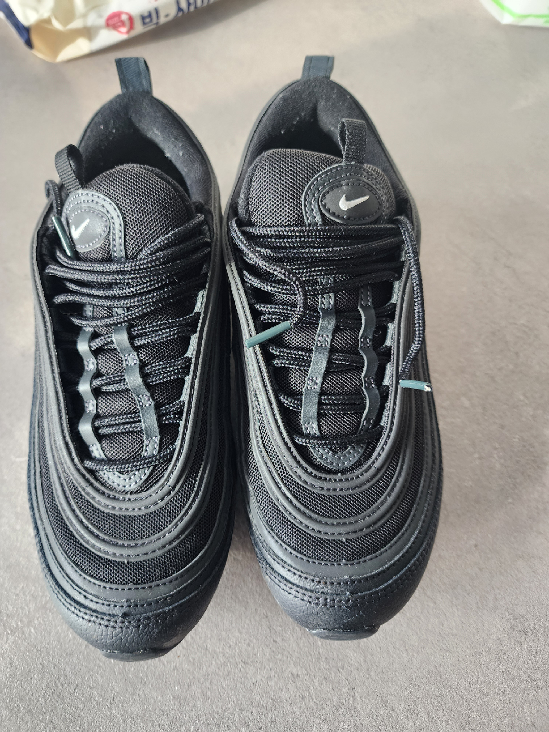 나이키 에어맥스 97 사이즈 250 (새상품급)