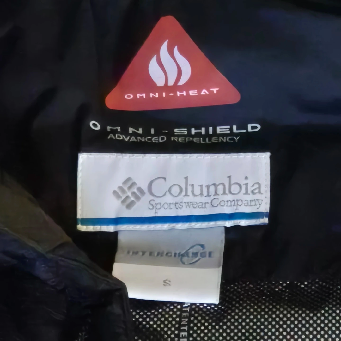 컬럼비아 옴니히트 리플렉티브 경량구스다운55사이즈 | 여성의류 | 당근 중고거래