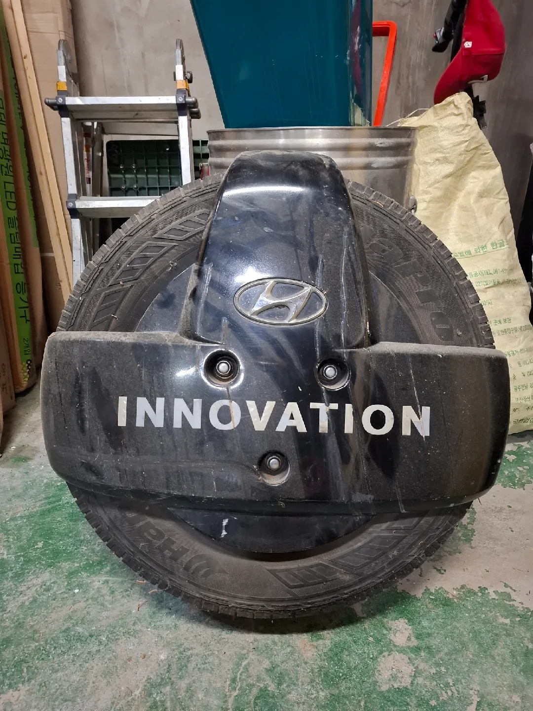 현대 켈로퍼이노배션 보조타이어