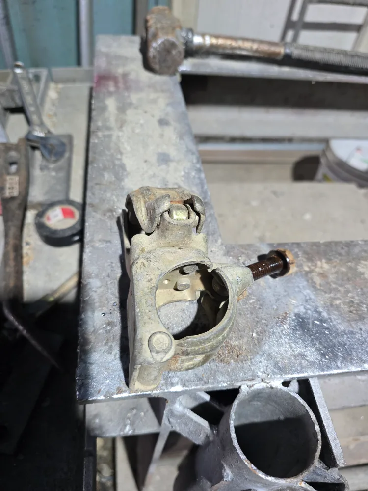 중고 건설/파이프 클램프