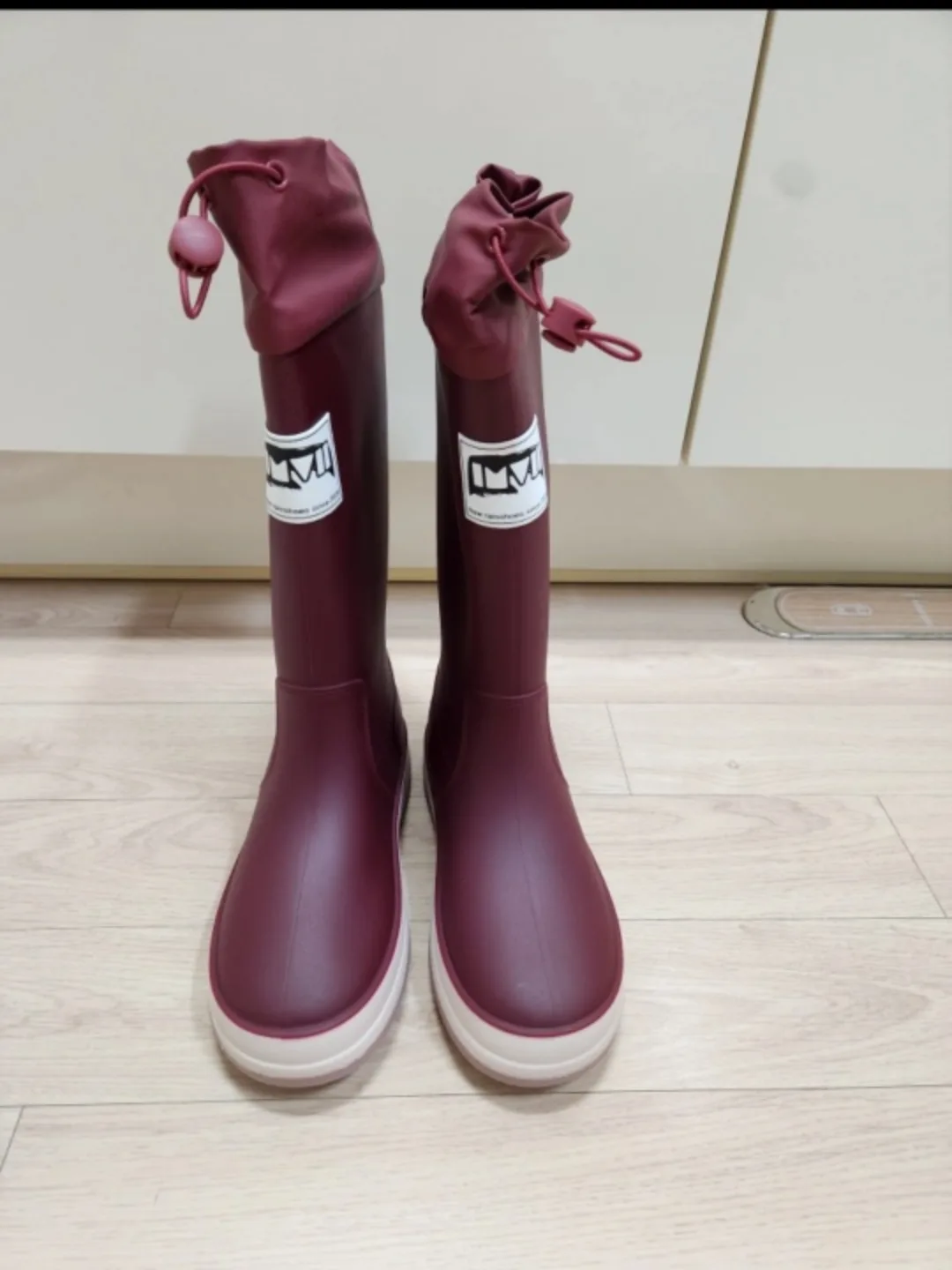 와인색 장화 240 새상품