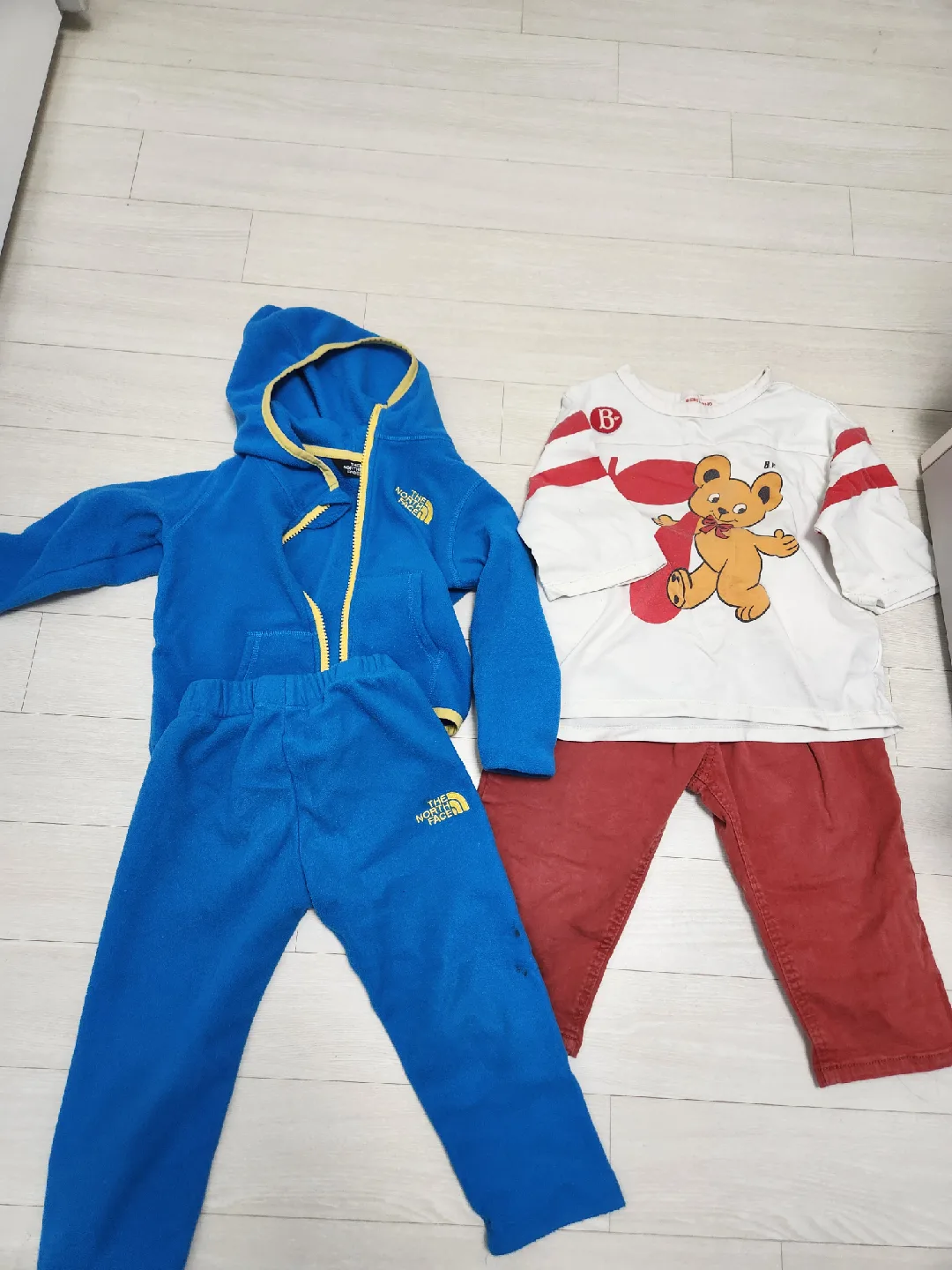 노스페이스 상하의 등 총 4개 일괄 100