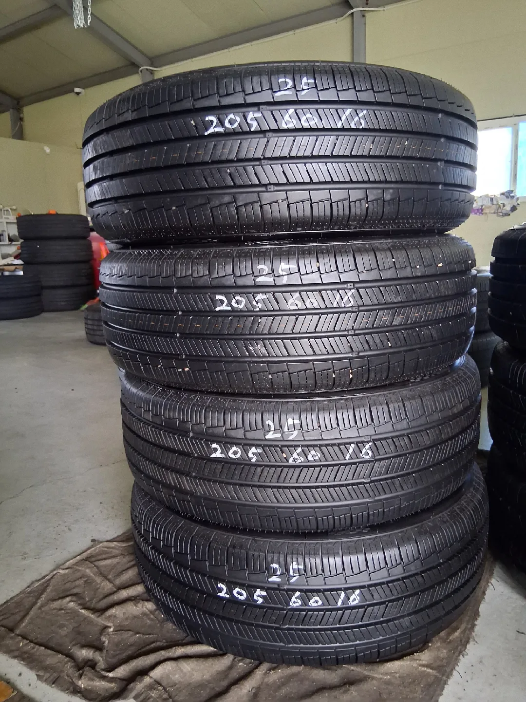 넥센25년95%급2056016중고타이어.4개판매