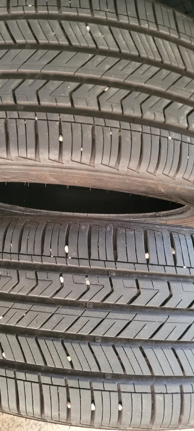 한국타이어 235/45 R18 중고