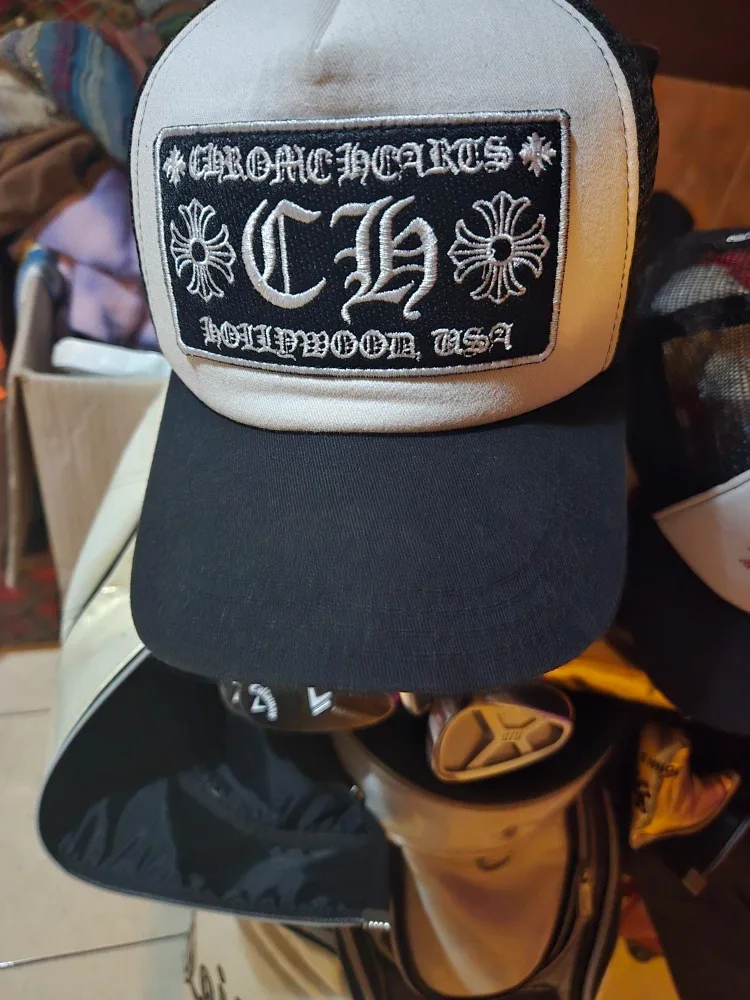 크롬하츠 모자 이쁘다  중고 까달운분 사절