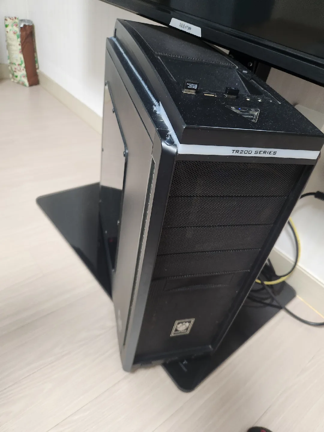 한정 TR200 SERIES i5-2500 컴퓨터 본체