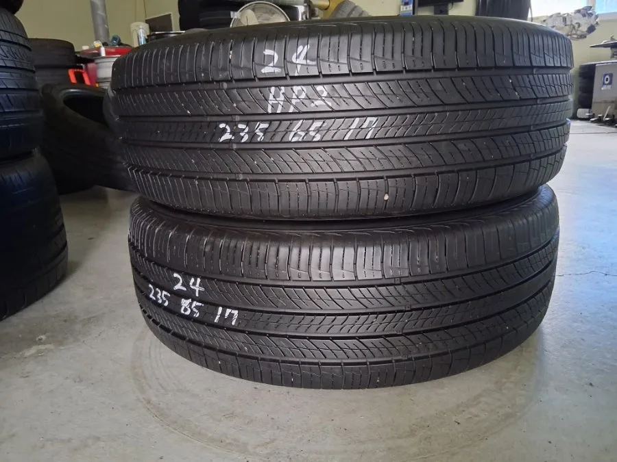 한국24년HP2/2356517중고타이어4개.한대분90%~