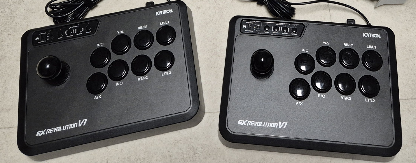 조이트론 조이스틱 팝니다.