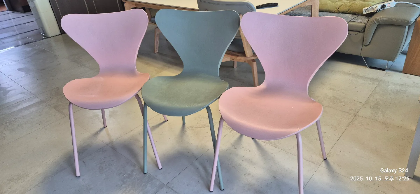 플라스틱 의자 식탁의자 3개 개당1만원