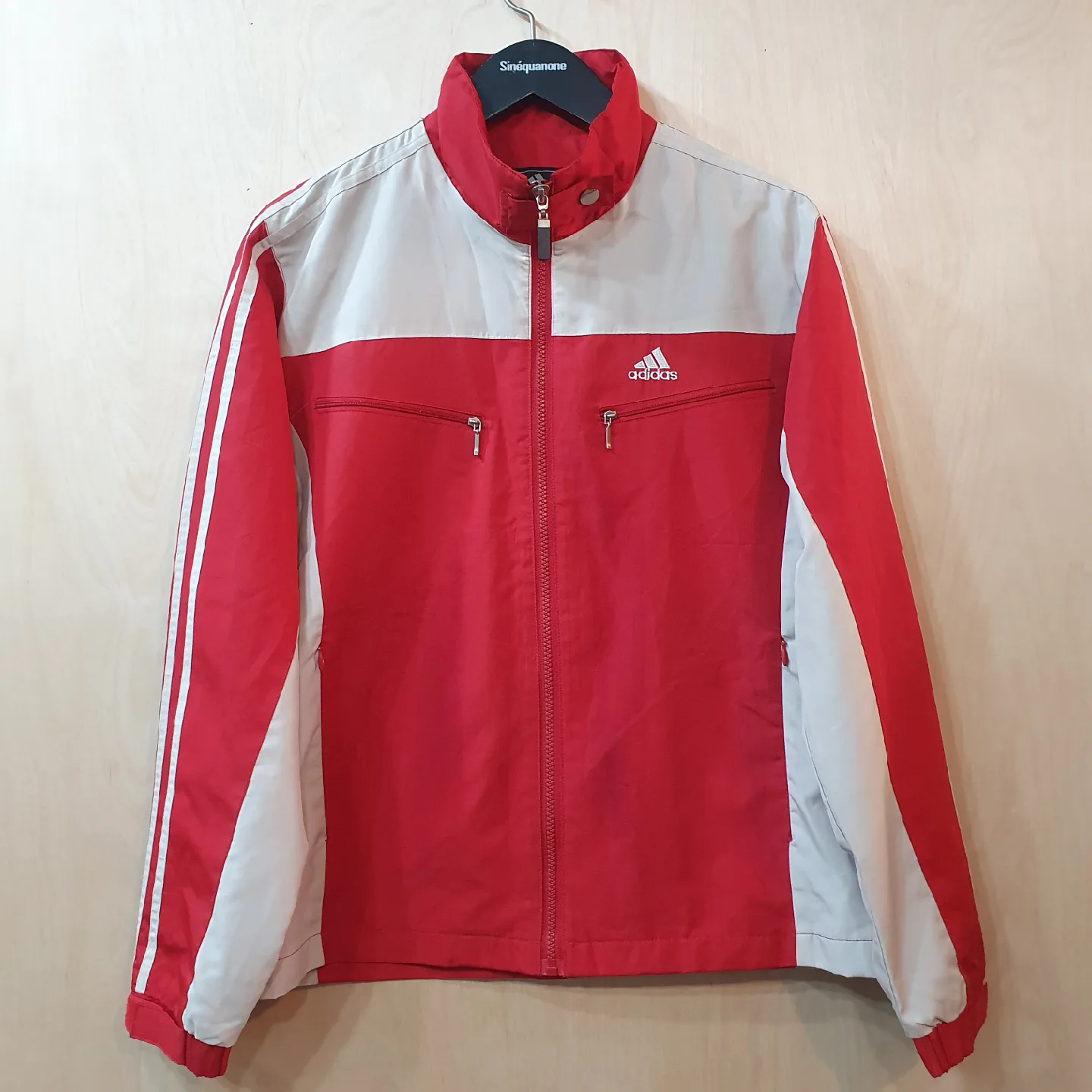 아디다스 빨간색 자켓 100
