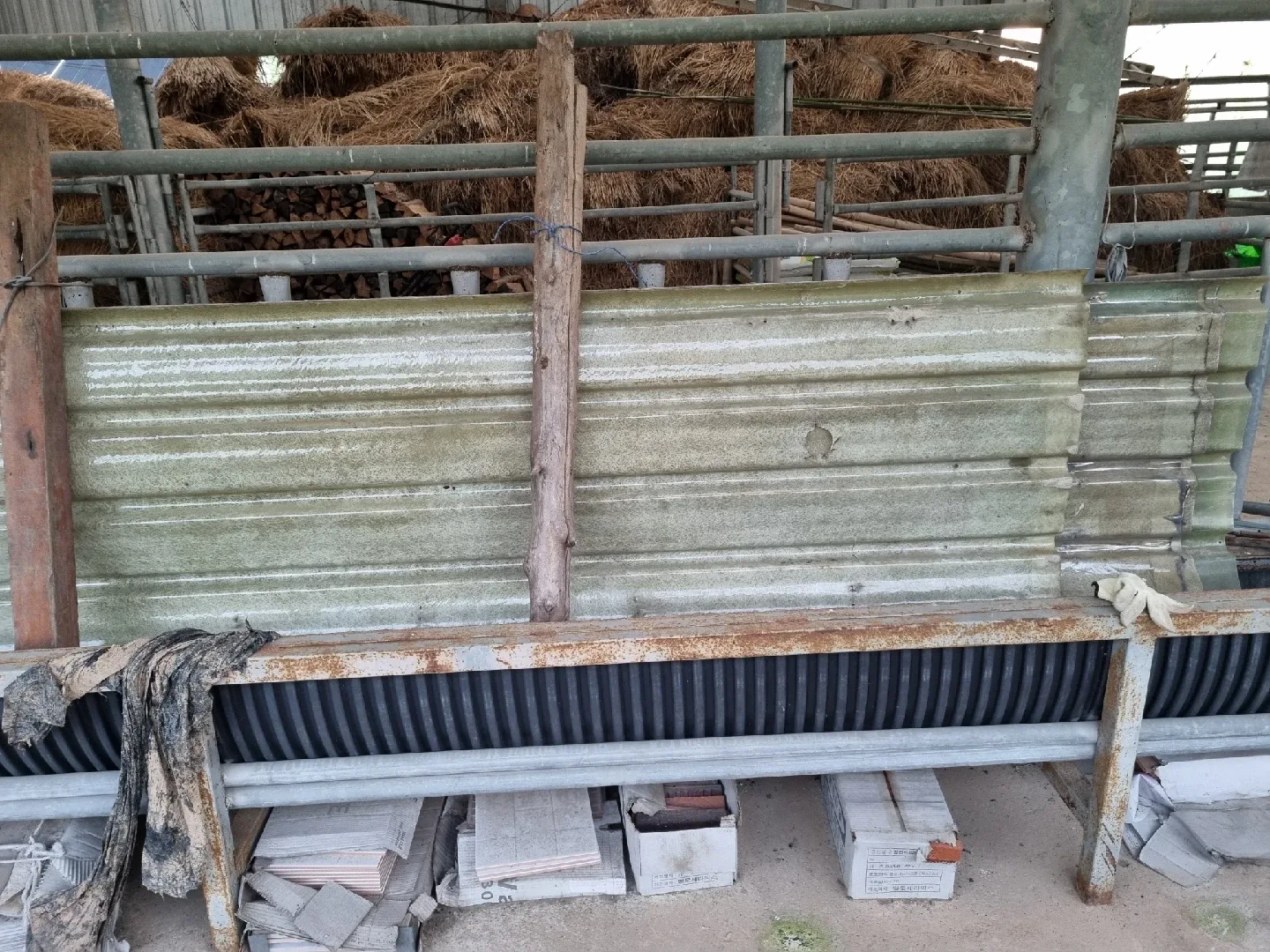 플라스틱? 지붕용 중고