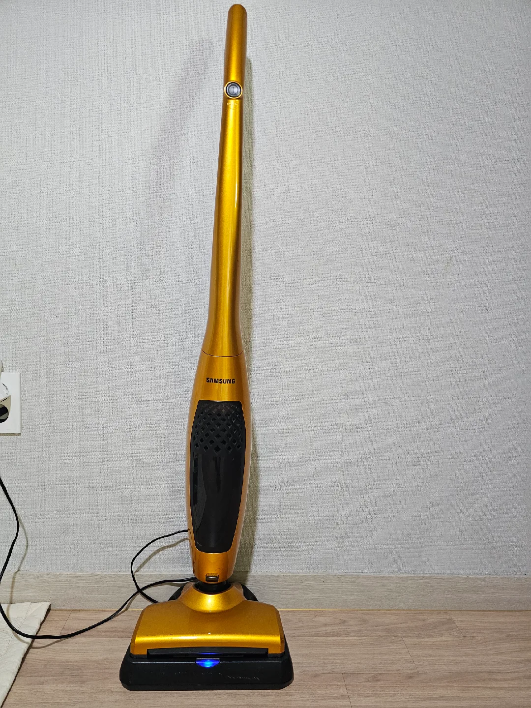 삼성 스틱 청소기 골드