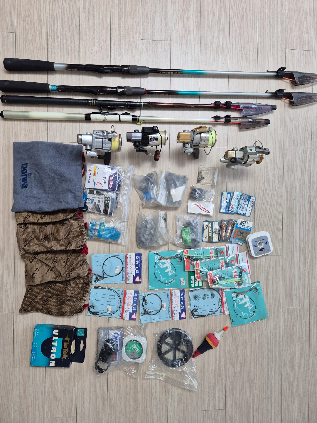 릴 + 릴 낚시대 + 낚시 용품 중고판매