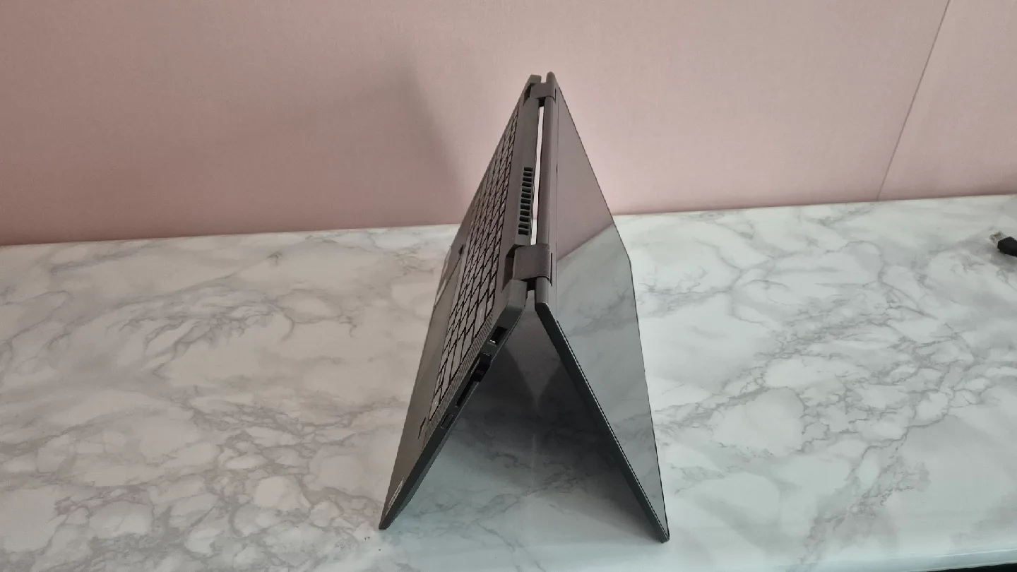 레노버 IdeaPad C340 360도 회전 노트북