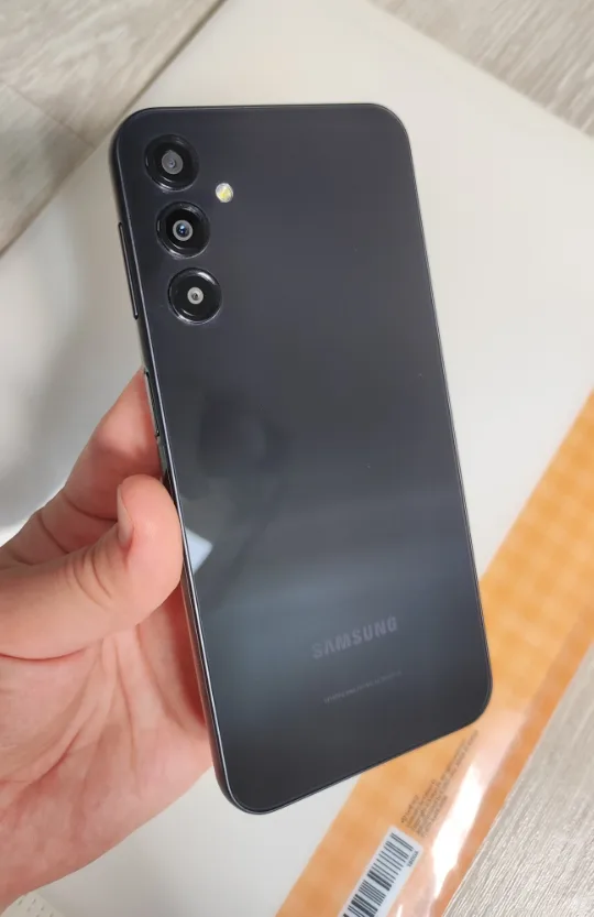 삼성  갤럭시 A24  중고폰 상태 A급