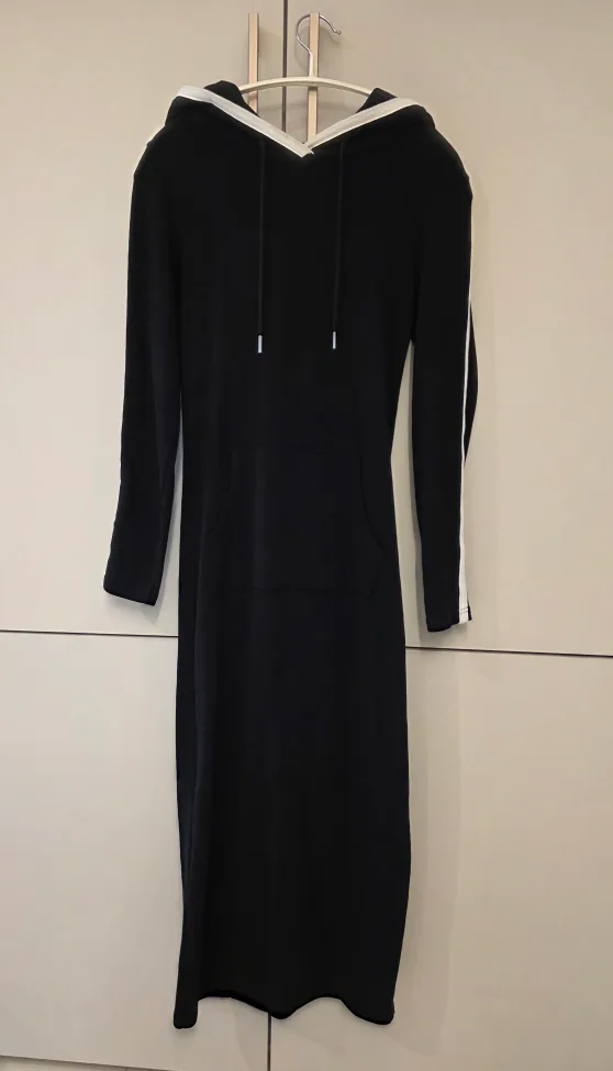 삥줄라인 후드 롱 원피스