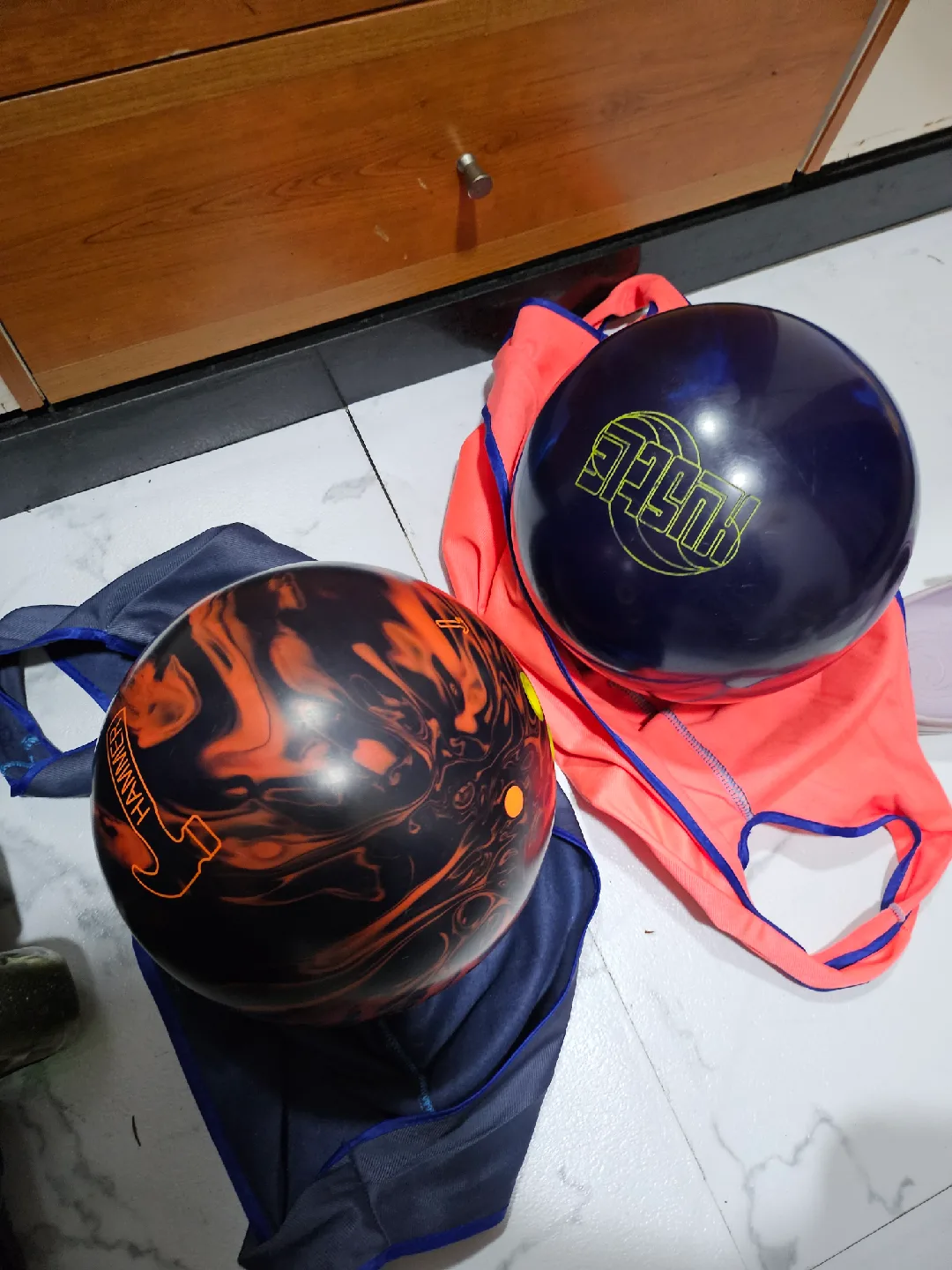 [중고볼] 중고 볼링공 판매합니다.