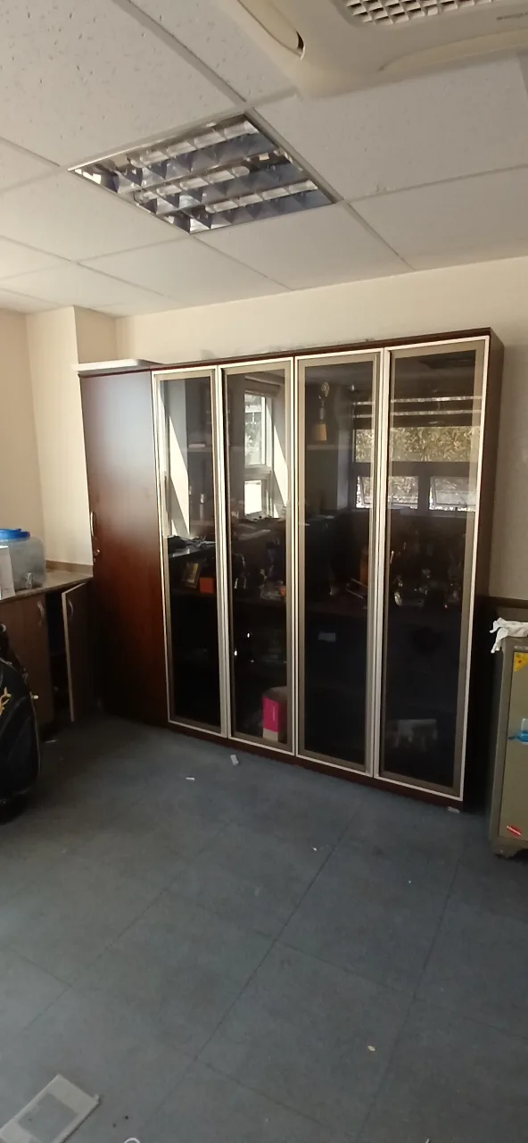 사무실 집기 중고판매 (책상, 의자, 책장)