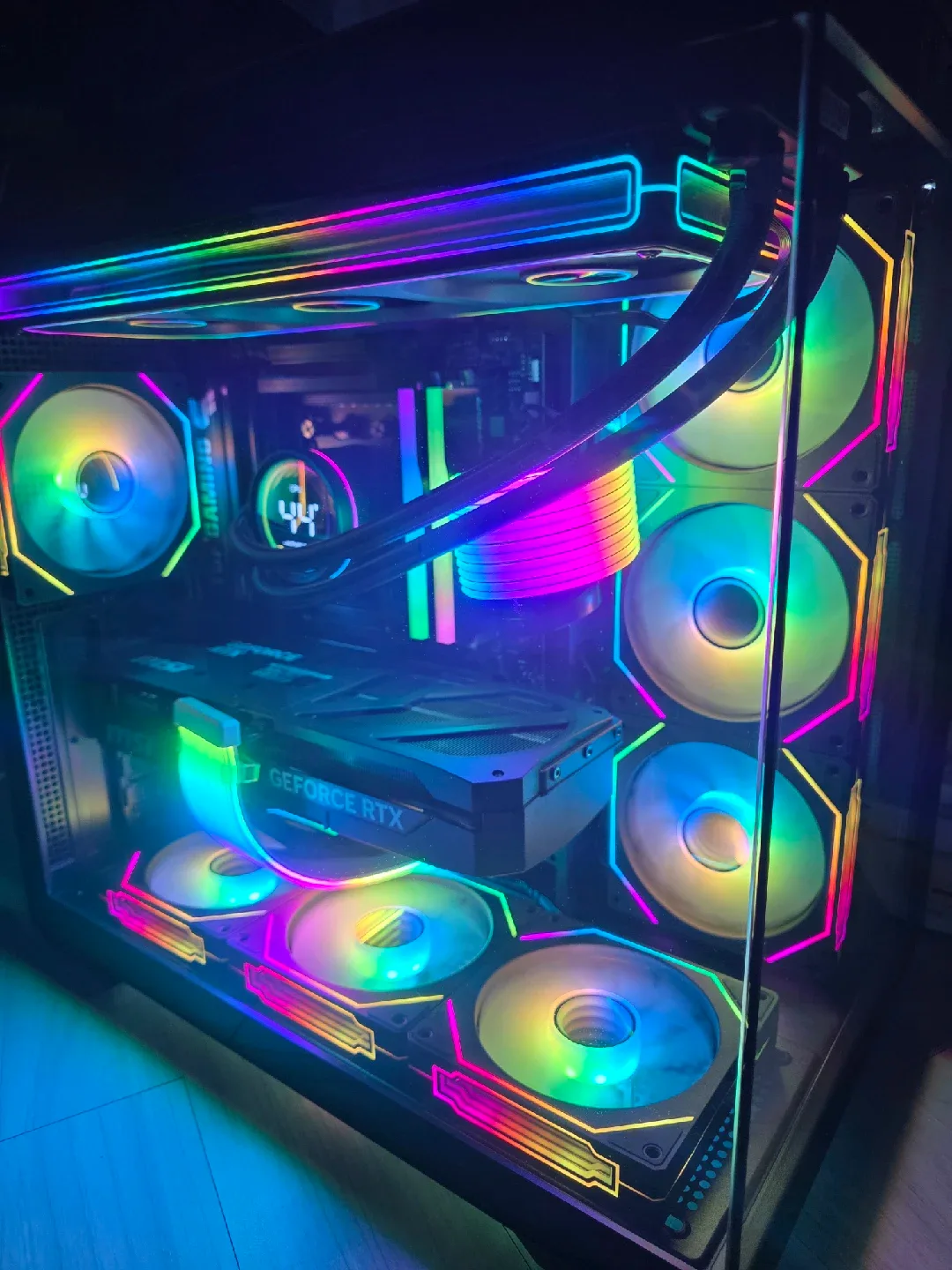 라이젠7 7800X3D 5070TI  감성 고사양본체 팝니다.