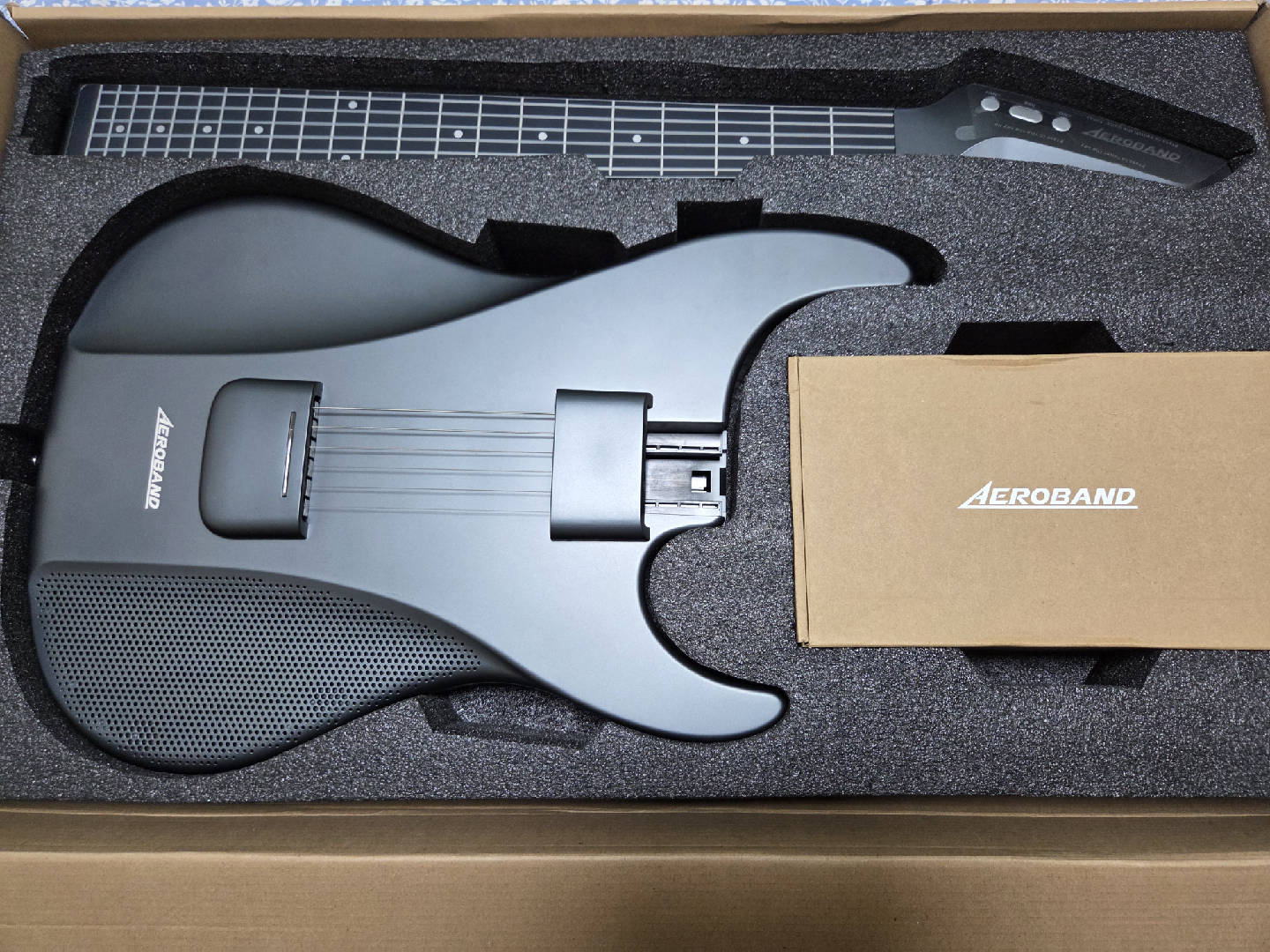 AeroBand Guitar AG01 스마트 기타