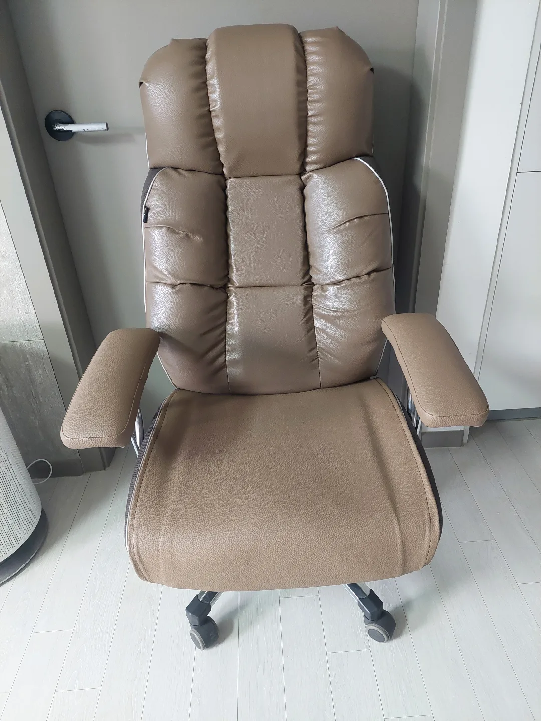 허리파아 중고 의자