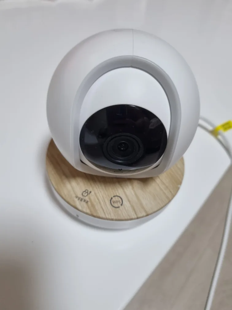 LG U+ 맘카 홈캠 팝니다.