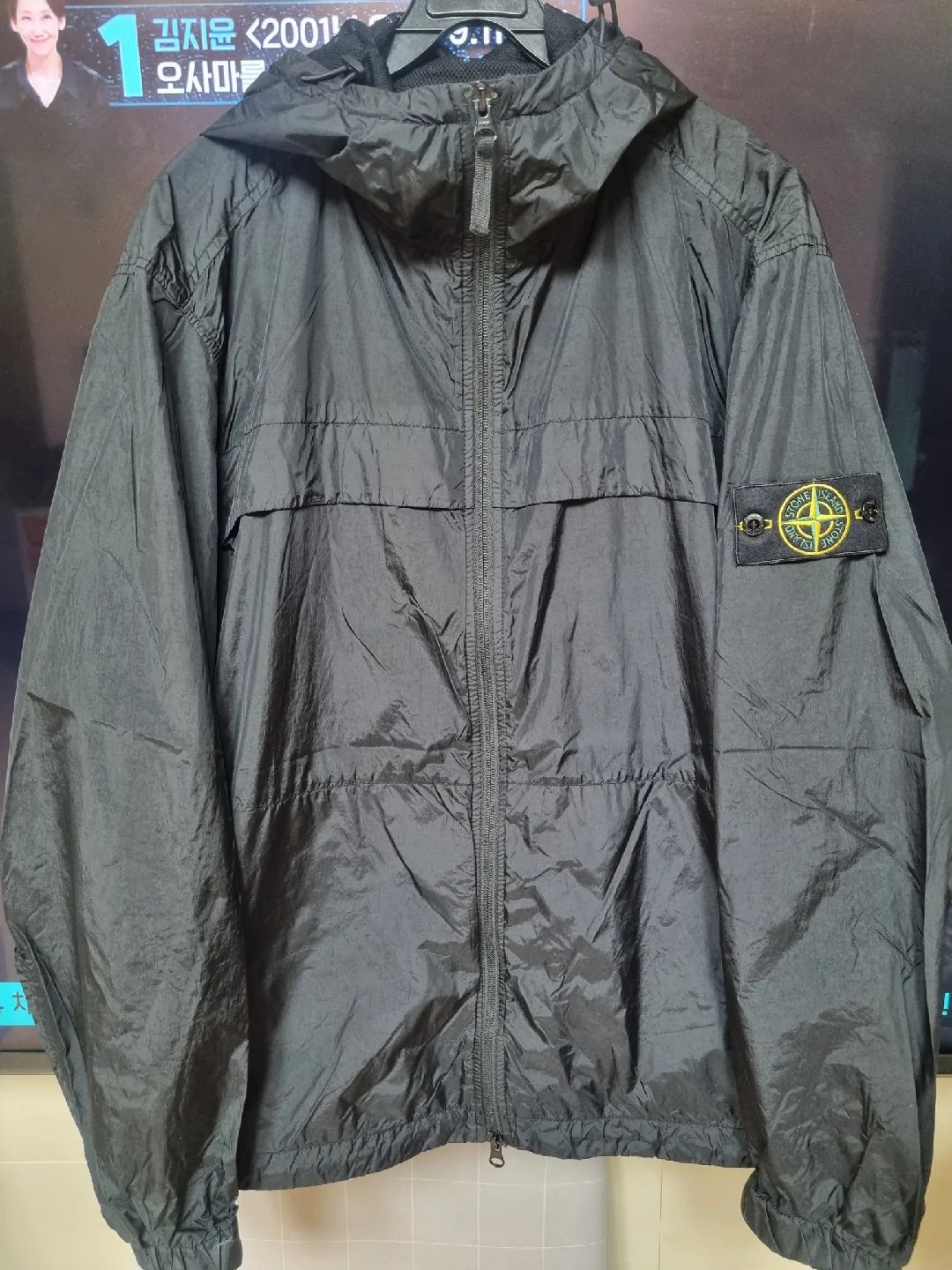 스톤아일랜드 중고 1회착용 24FW 블랙 클랭크랩스 후드자켓 세계최저가