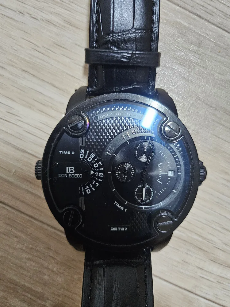 돈보스크 듀엘 타임 쿼즈 남자 손목시계 중고 단품 판매합니다