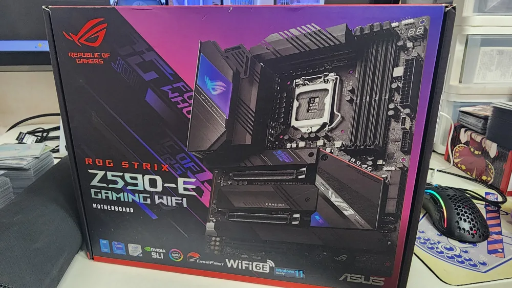 ASUS ROG STRIX Z590-E