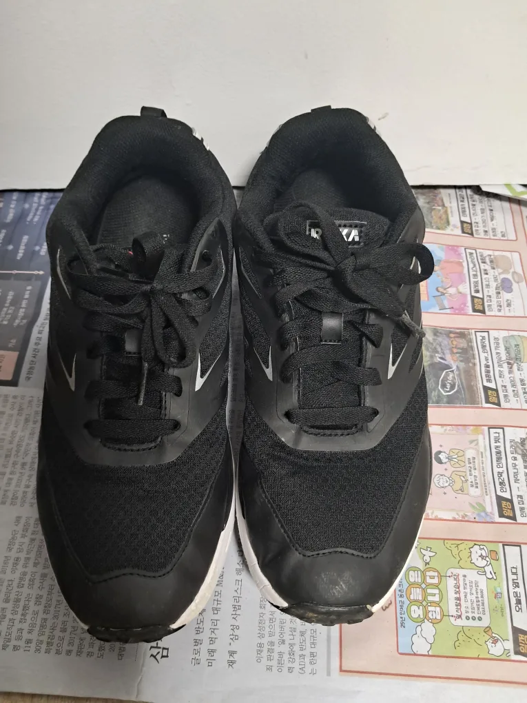 IRGIKA 런닝화 275 블랙