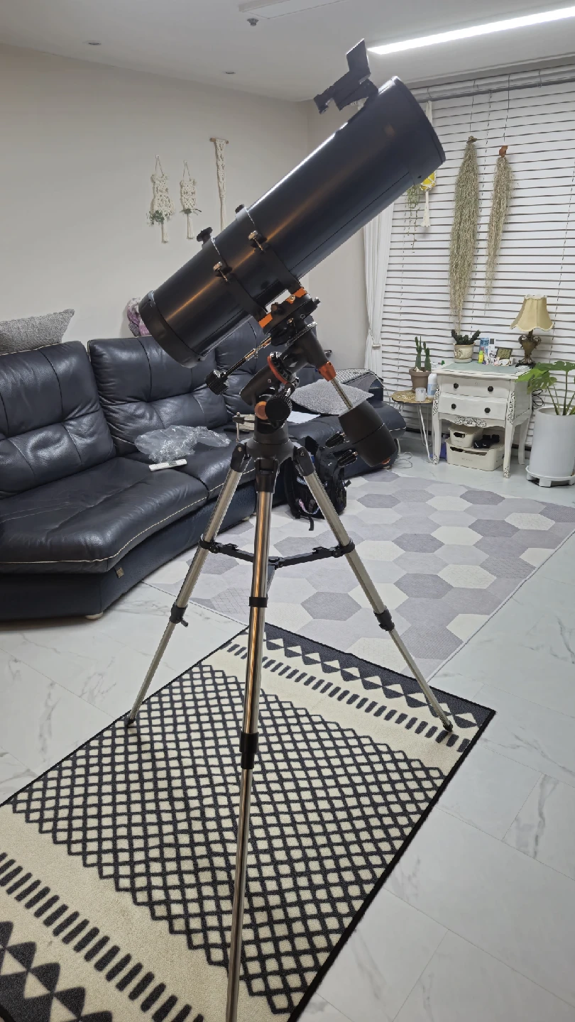 셀레스트론 AstroMaster 130EQ 천체망원경