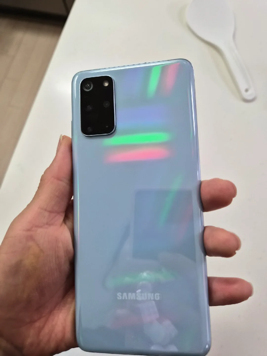 갤럭시 S20+  5G 중고폰잔기스전혀없음