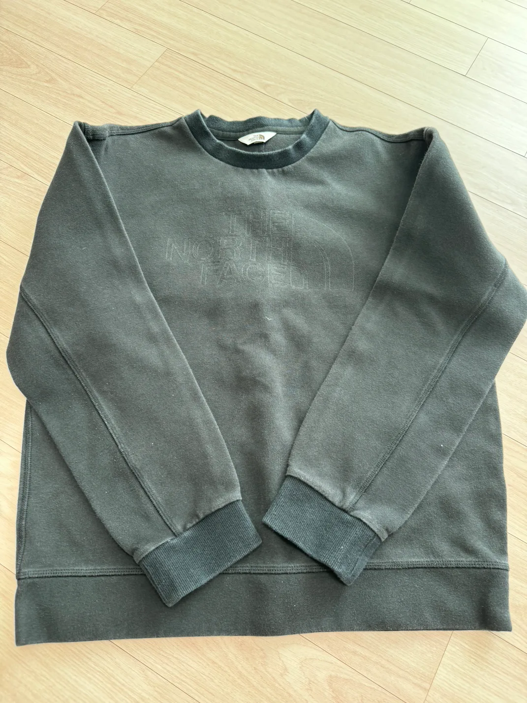 노스페이스 정품 맨투맨 100 사이즈 (95 느낌 ) 여성분 가능