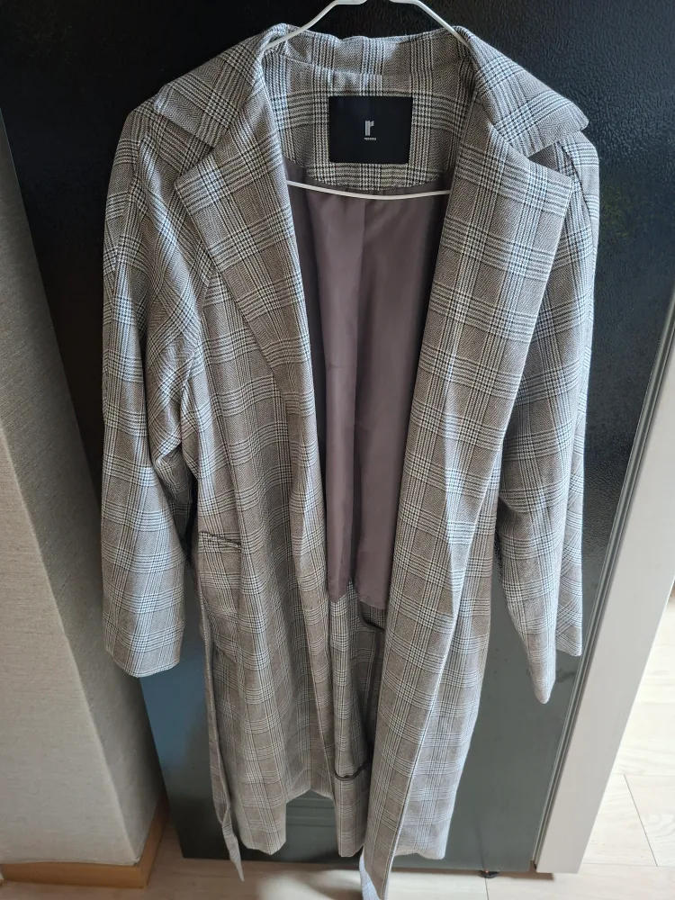 레노마 여성 체크 트렌치 코트 중고 팝니다