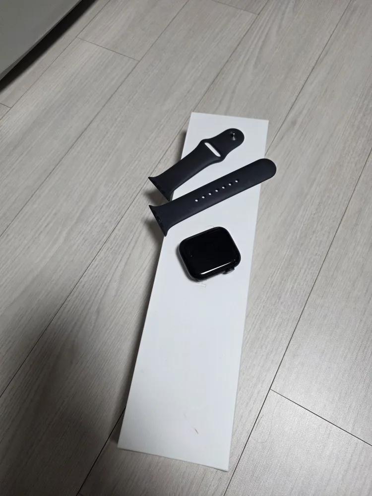 애플워치7 중고 판매합니다.