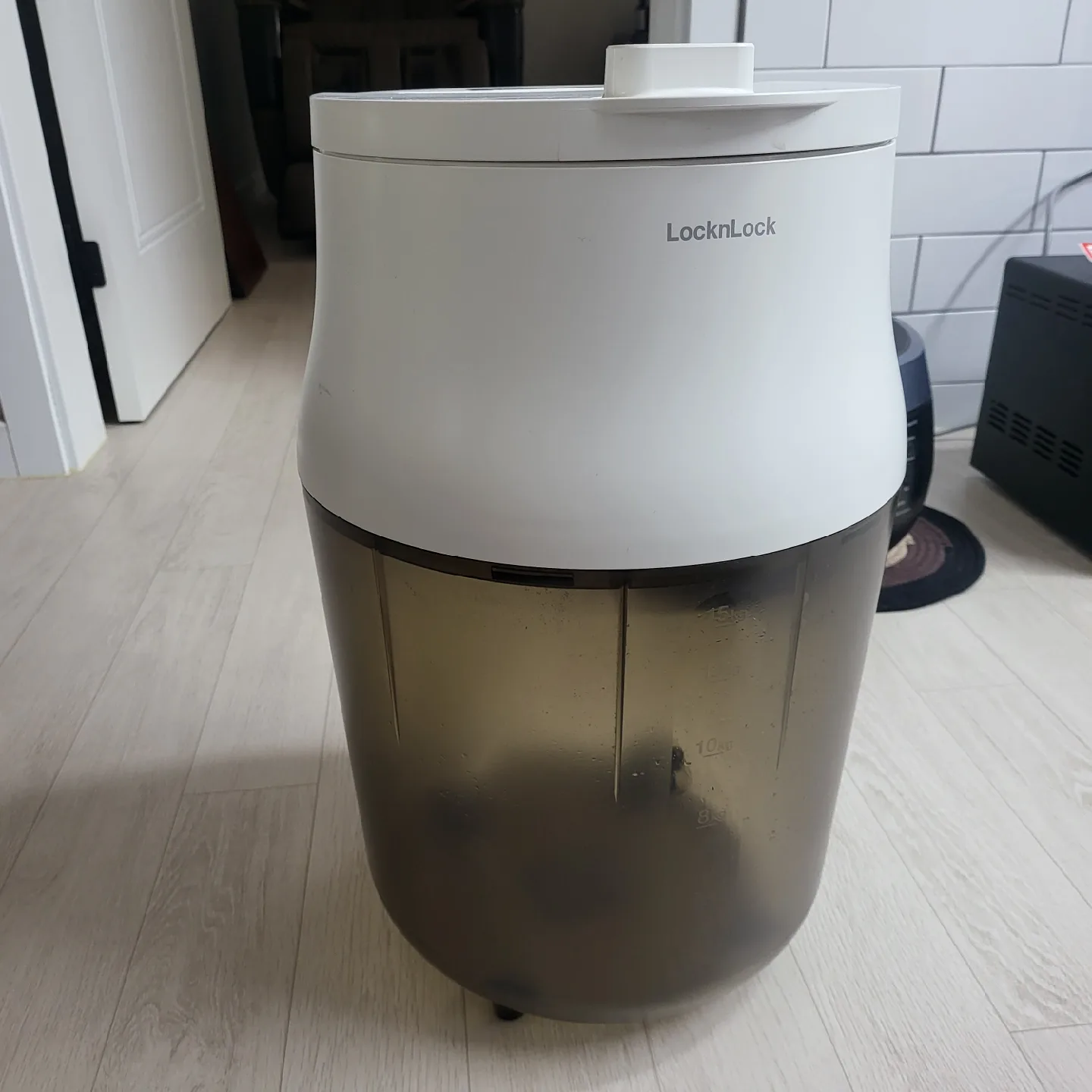 락앤락 진공쌀통 20kg 중고판매