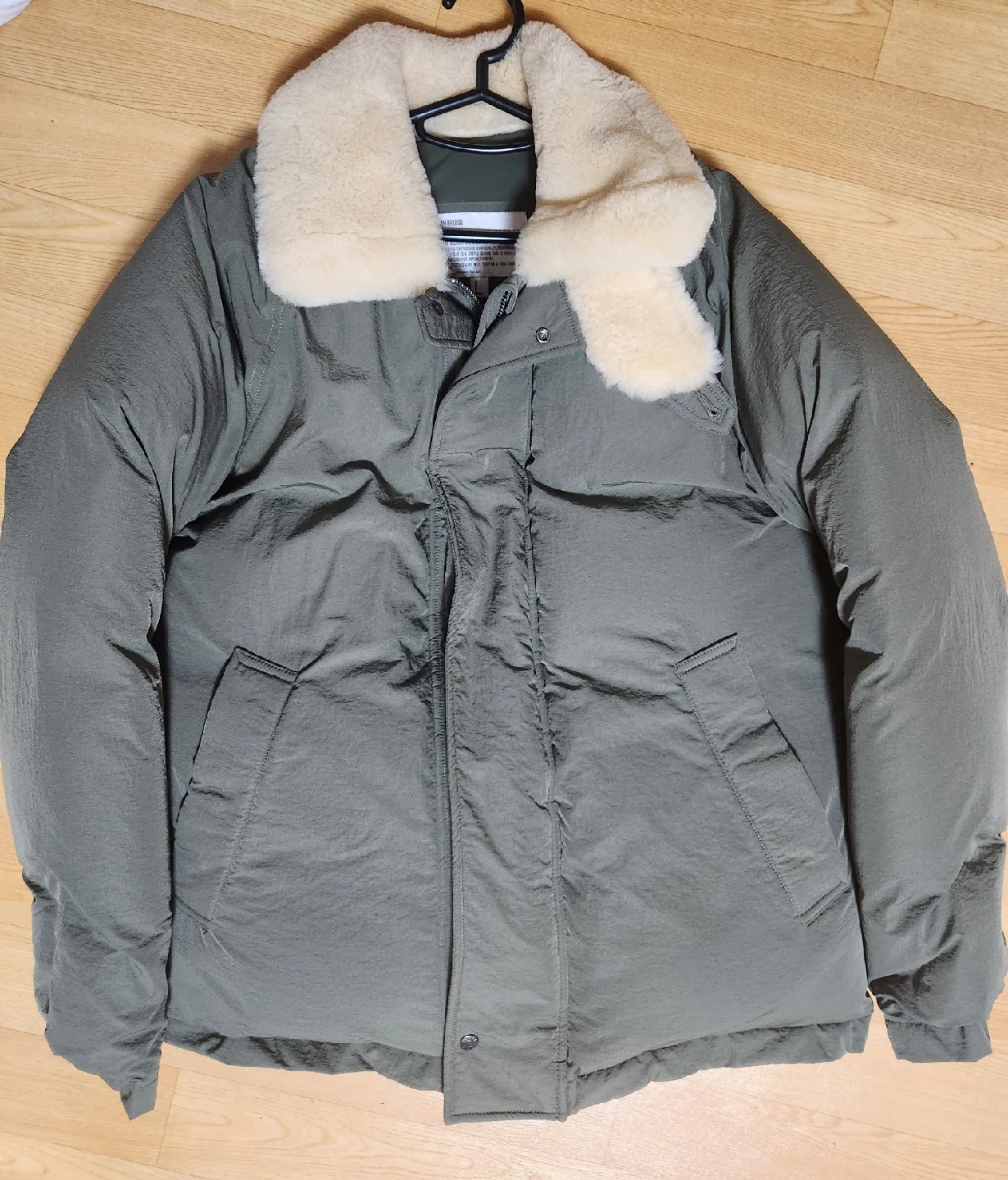 [L]유니폼 브릿지 레인저 다운 파카 카키 중고