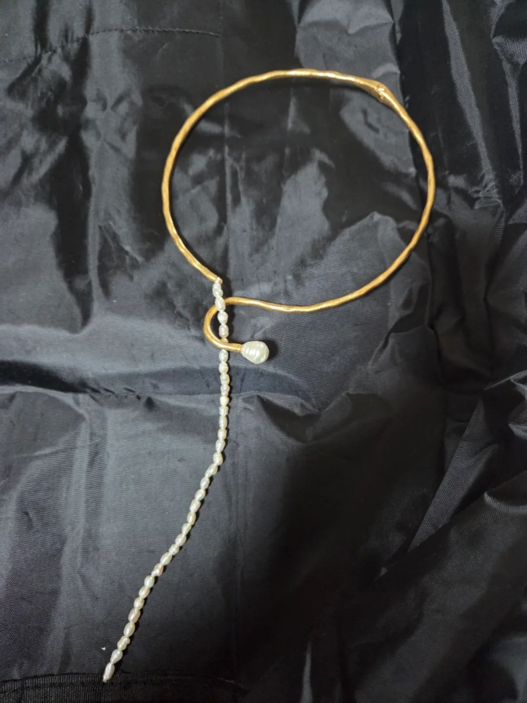 🎁 (새상품)세련된 담수진주 드롭 목걸이(골드칼라 ㆍ할인불가) 🥕