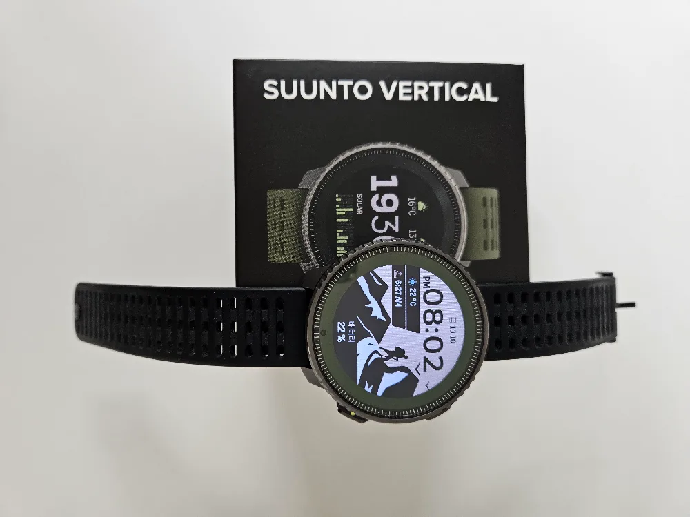 순토 버티컬 티타늄 솔라