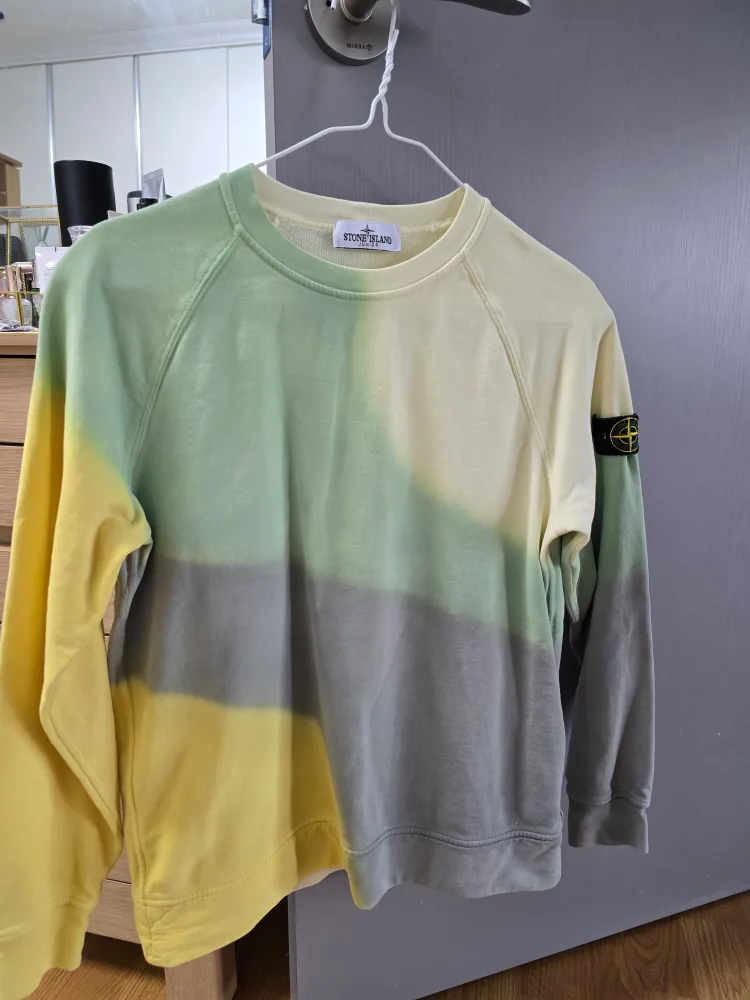 스톤아일랜드 맨투맨 A12