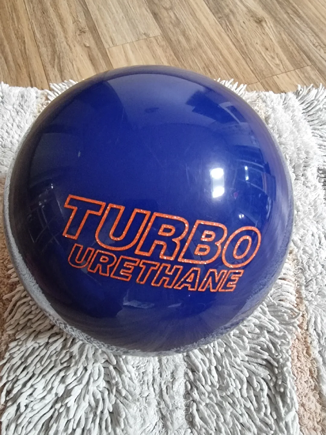 터보 우레탄 하드볼 13p 볼링공 팝니다