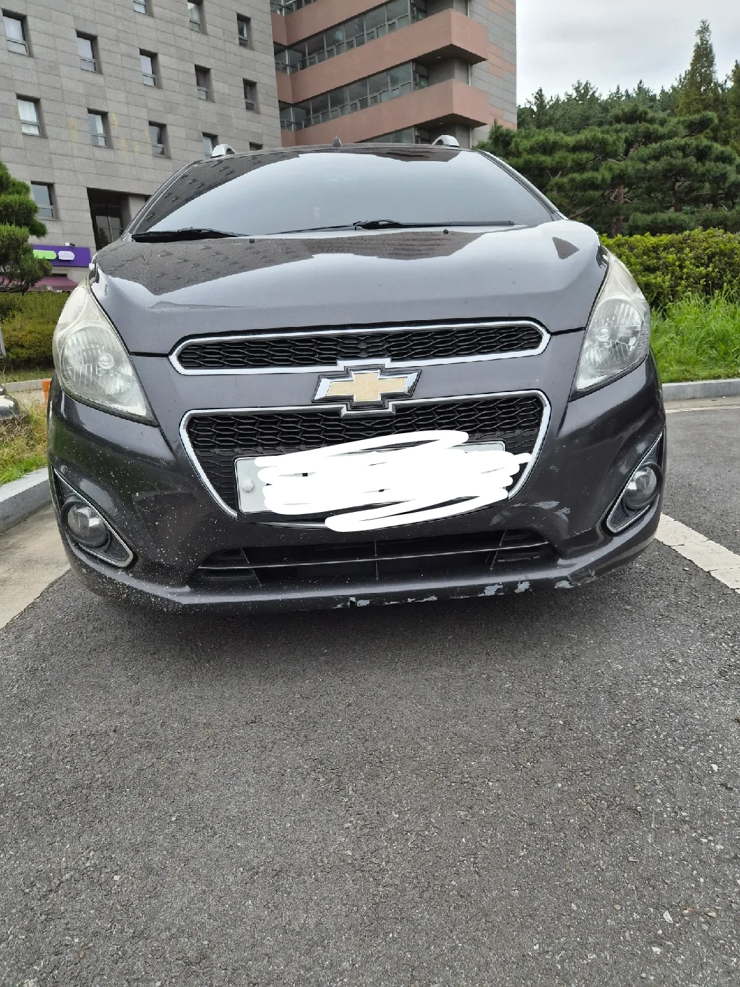 쉐보레 스파크 LS 회색앞범퍼 중고사고싶습니다