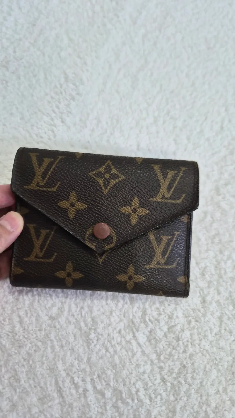 루이비통 모노그램 반지갑