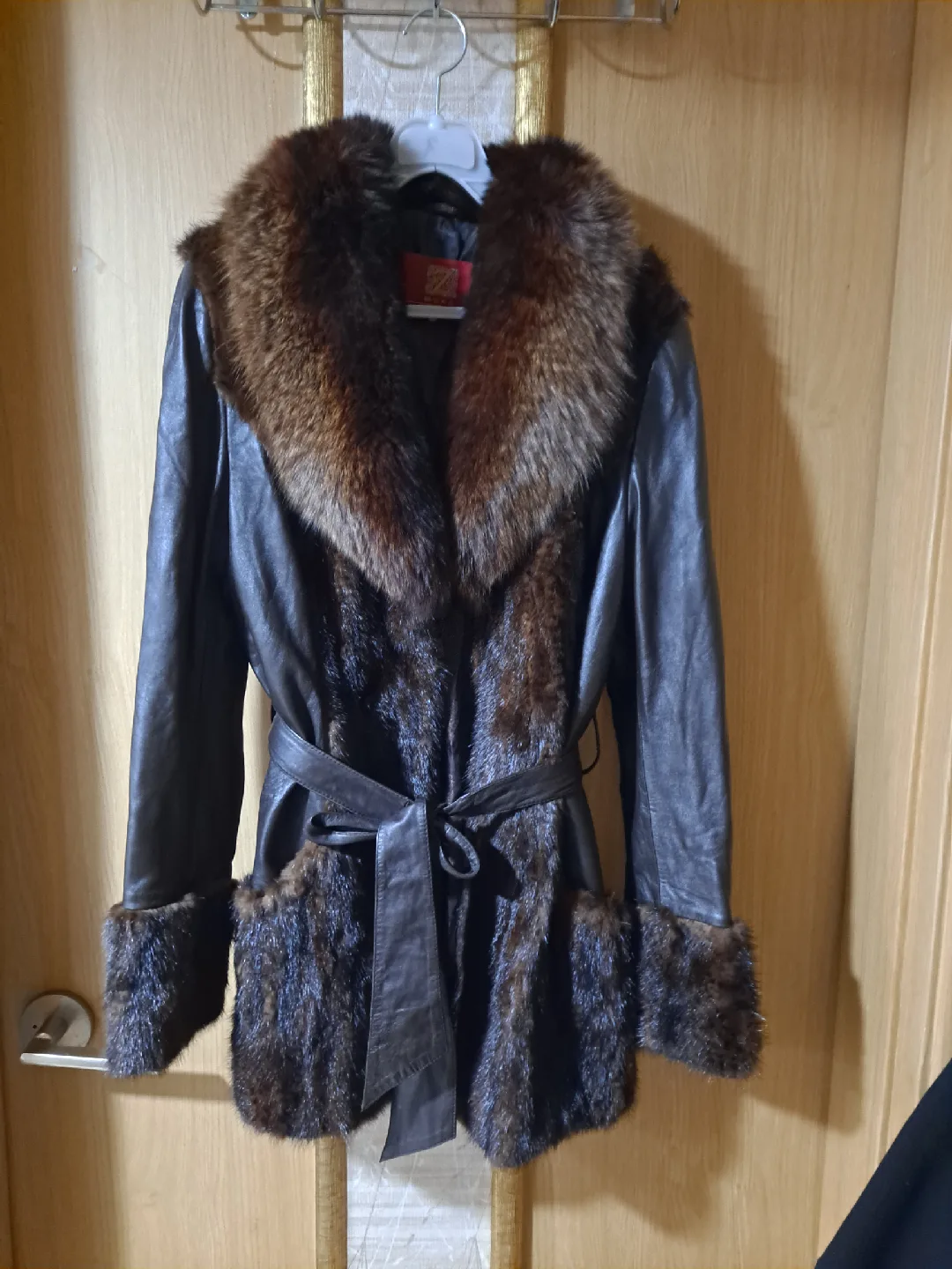 ZHAOSAIFURE 폭스 퍼 가죽밍크 코트